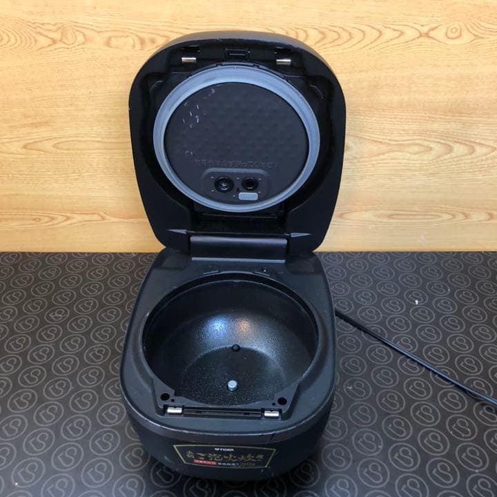 TIGER タイガー 土鍋 圧力IH炊飯ジャー JPG-S100KS  ジャンク