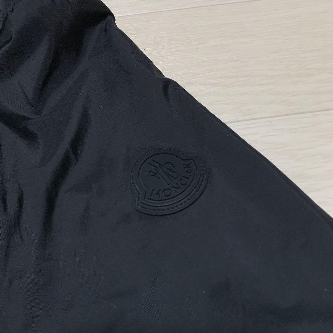 〔美品〕モンクレール　ナイロンジャケット　フードロゴ　2 ブラック 4P120