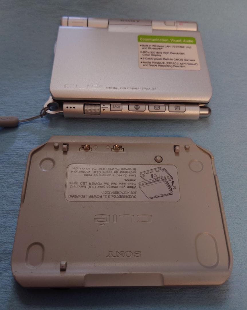 CLIE PEG-UX50英語版。