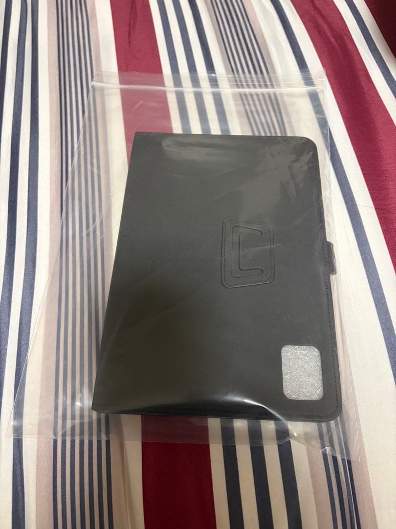 Luca Androidタブレット 本体 グレー ケース付き