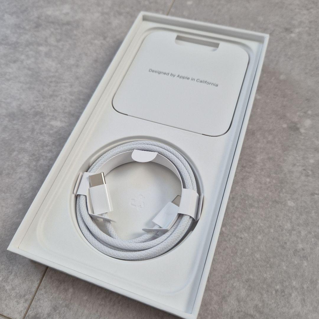 iPhone15 plus ブラックSIMフリー+純正アクセサリー付