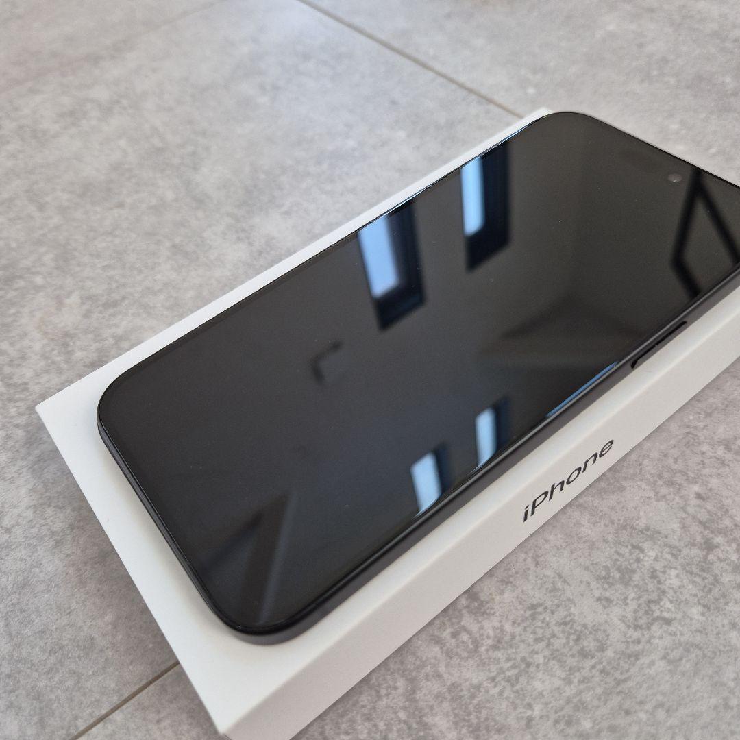 iPhone15 plus ブラックSIMフリー+純正アクセサリー付