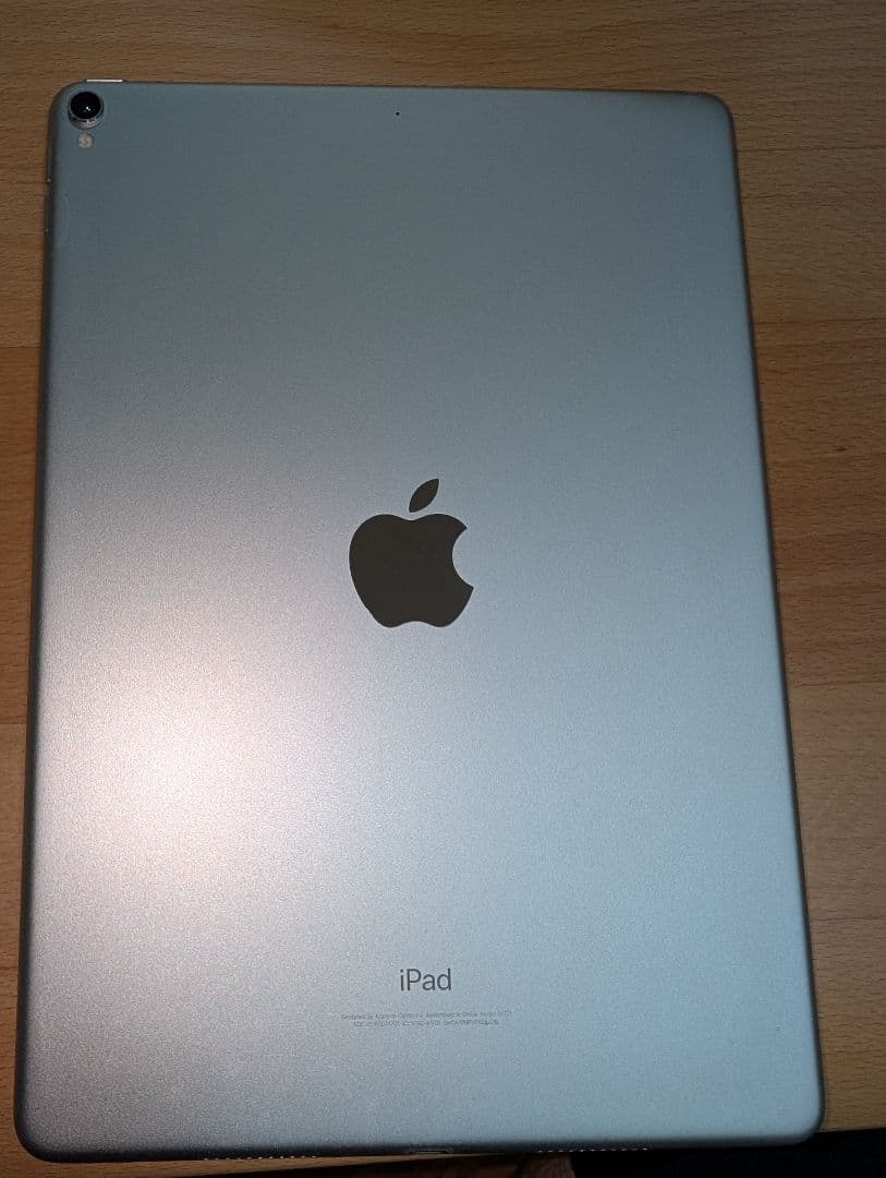 ipad pro 10.5インチ WiFiモデル 64G シルバー 付属品付き