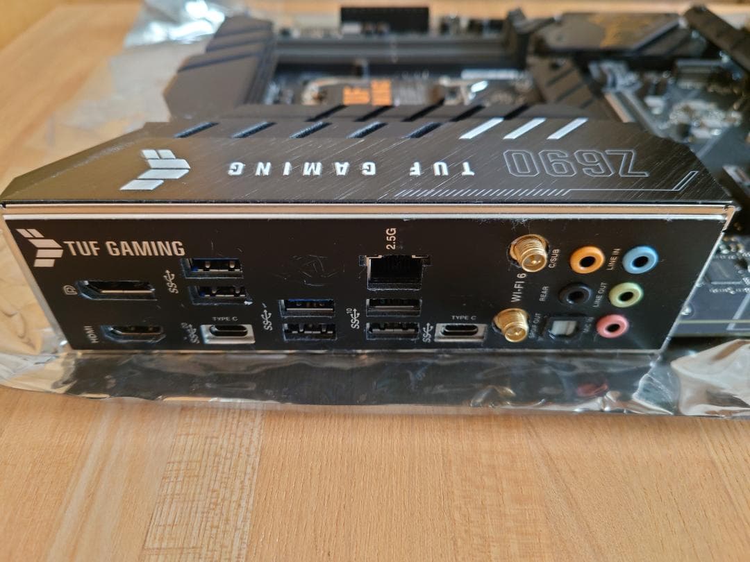 【中古品】ASUS TUF GAMING Z690-PLUS WIFI D4