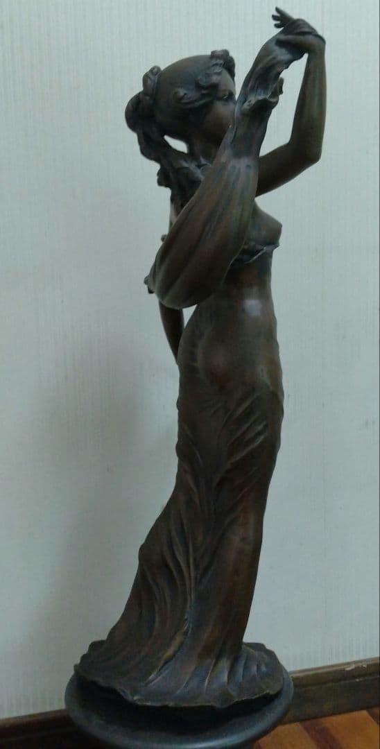 ブロンズ像風　鉄像　女性像 　約90cm