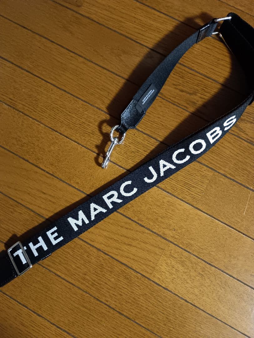 新品【THE MARC JACOBS】ショルダーストラップ　Black