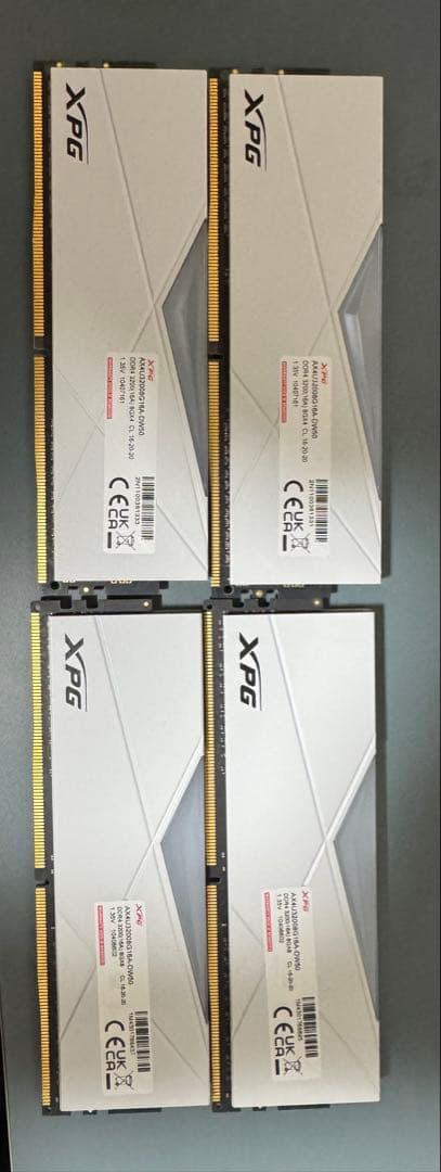 XPG DDR4 デスクトップ用メモリ 32GB（8GB×4枚）