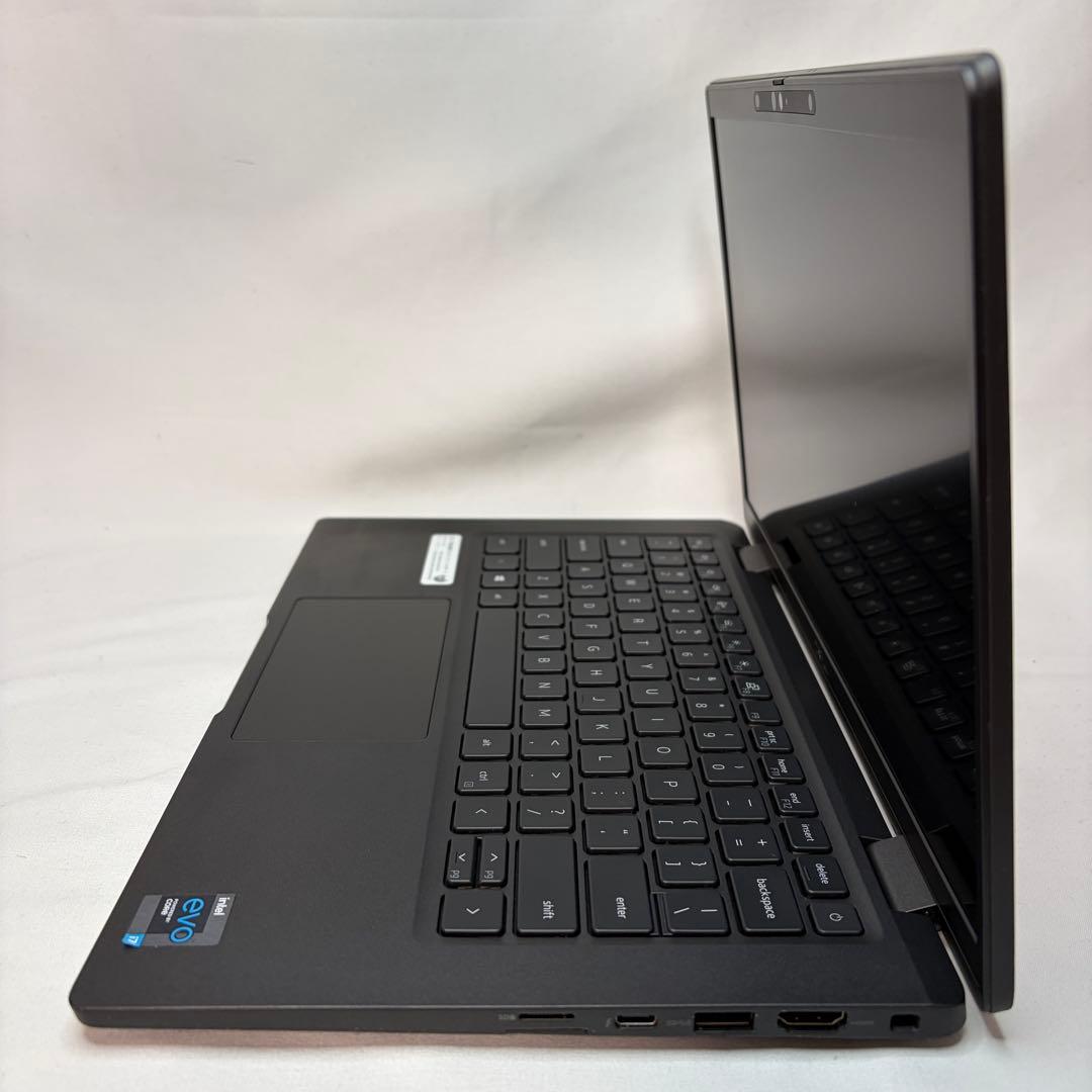 美品 LATITUDE 7320 第11世代 i7 32GB 1TB フルHD