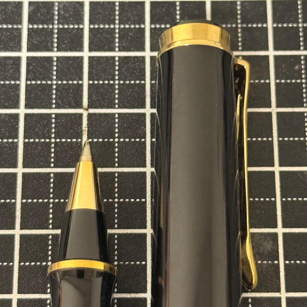 ペリカン ローラーボール R400 緑縞