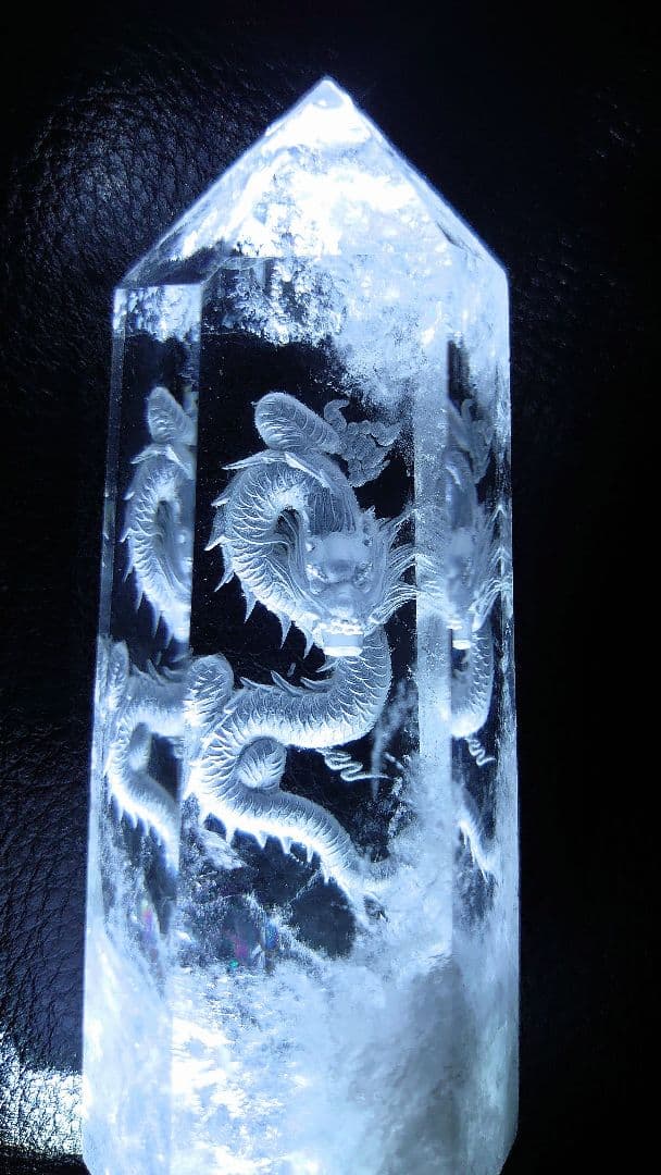 ヒマラヤ最高峰純天然水晶長大104㍉✺立体的躍動感✺五爪龍»龍の頂点君臨»裏手彫