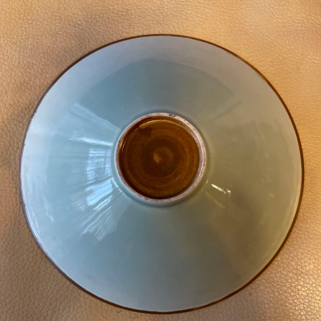 龍鳳凰陽刻青磁茶碗