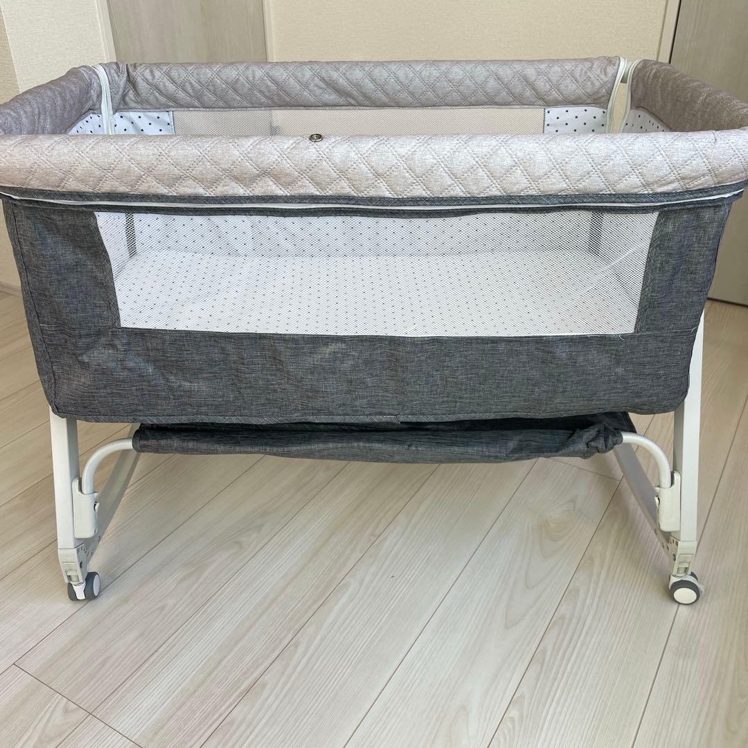 折りたたみ式ベビーベッド グレー
