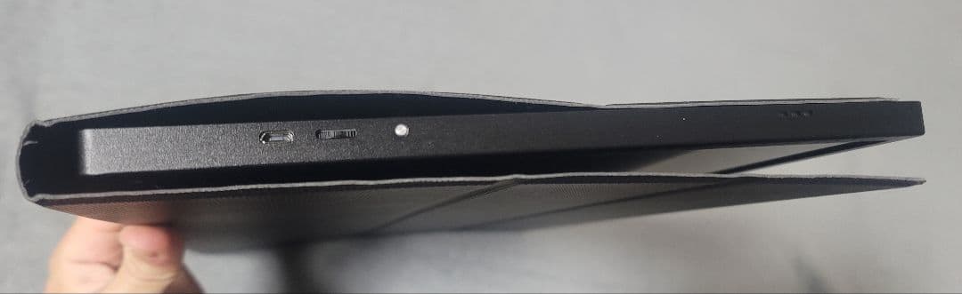 モニター 17.3インチ FullHD 120hz