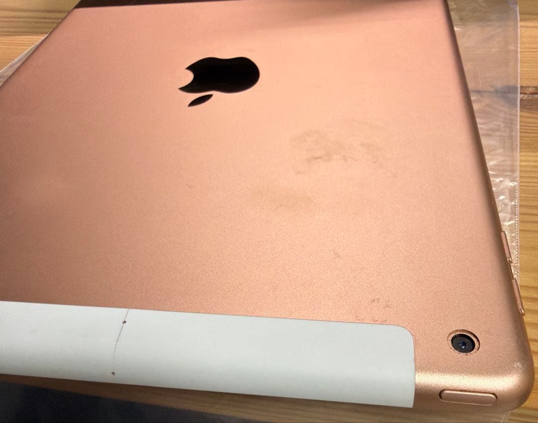 iPad 第6世代 32GB Cellular ゴールド SIMフリー