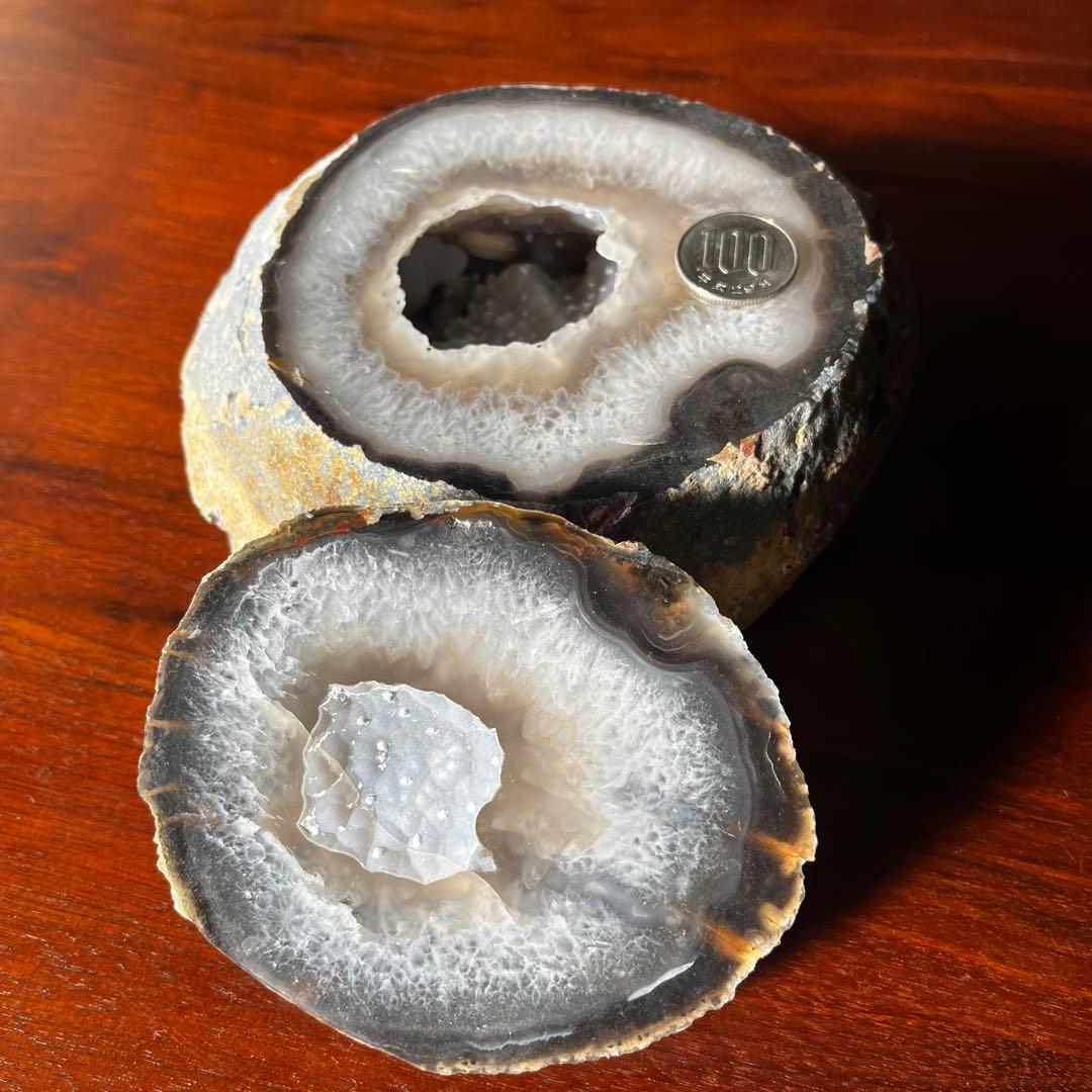 天然石　トレジャーメノウ　重量1.９kg 　幅約155mm