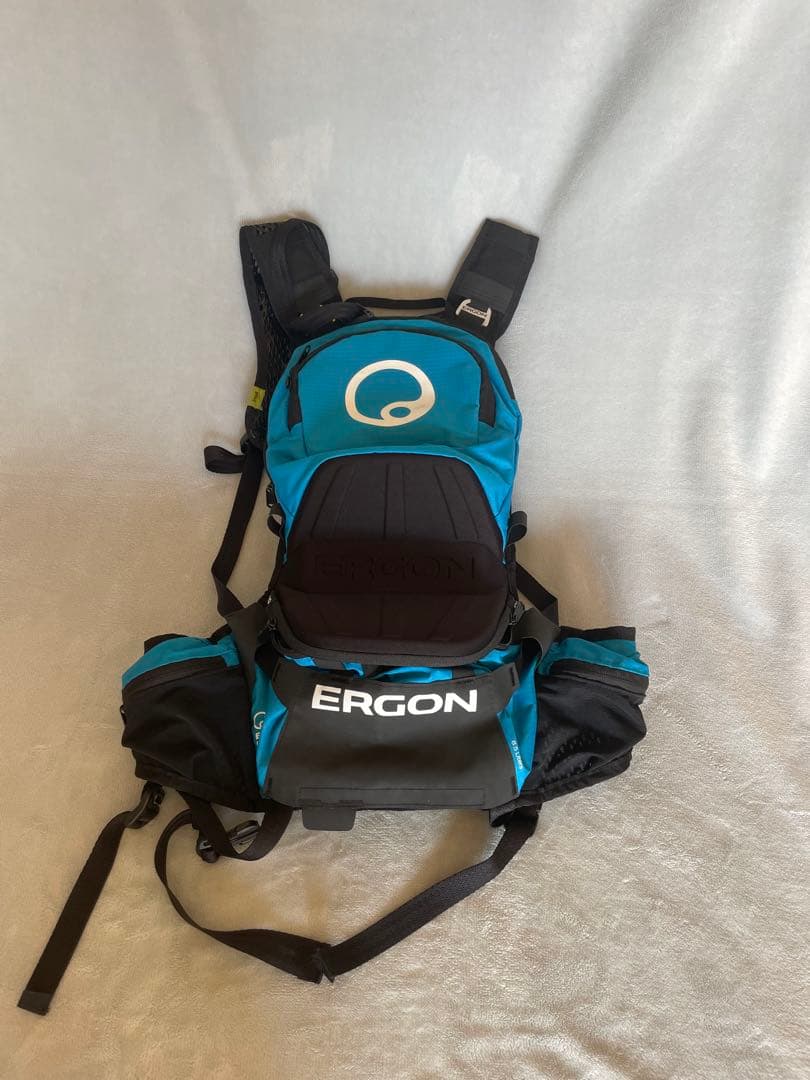 ERGON ハイドレーションバックパック