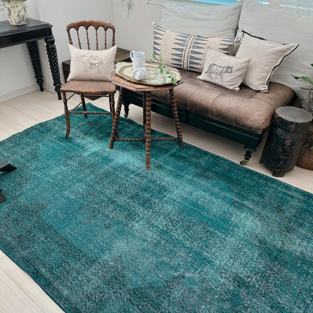 トルコヴィンテージラグ A82 大判 ダークターコイズブルー オーバーダイラグ