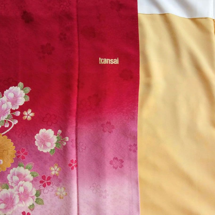 5165振袖単品　KANSAI寛斎ブランド 赤ピンク蝶　正絹　成人式卒業式結婚式