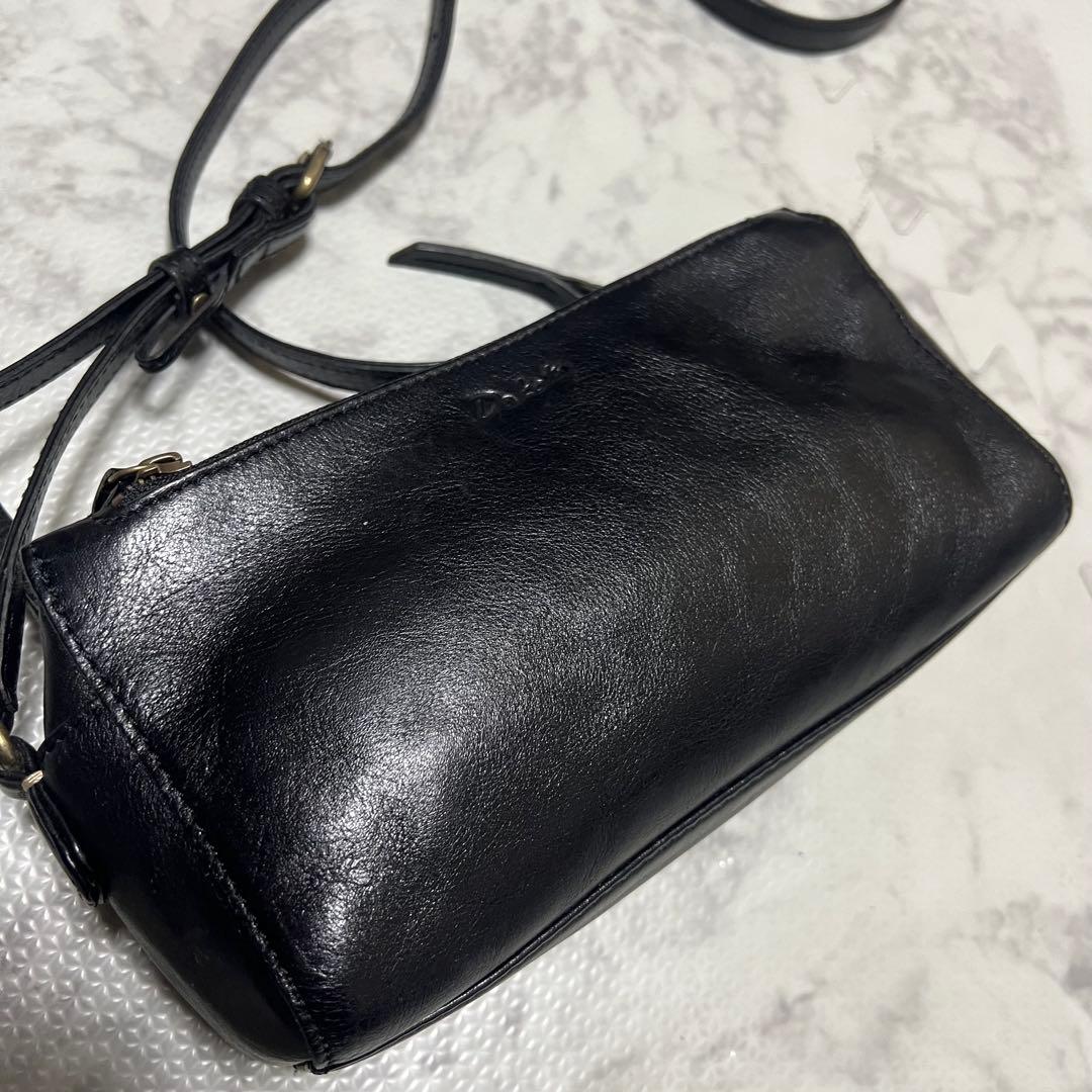 美品Dakotaレックス　ショルダーバッグボックススクエア　三層　オールレザー