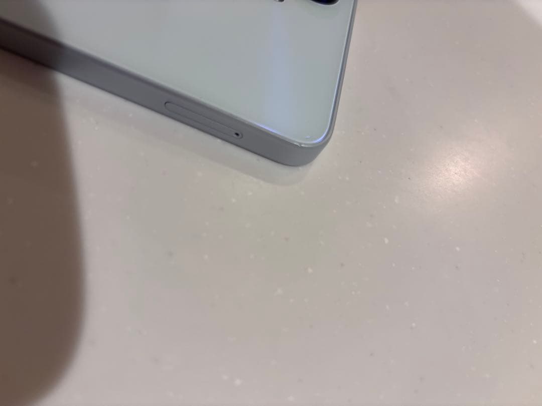 Samsung Galaxy A25 5G ホワイト