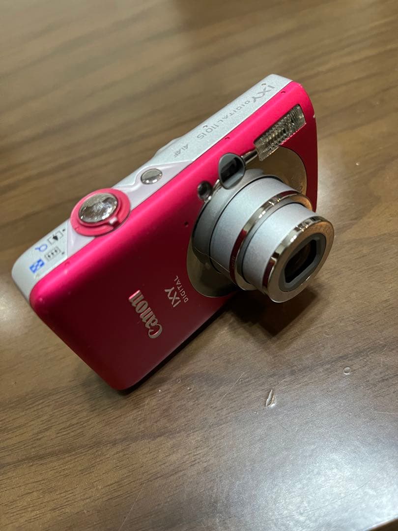 デジカメ　コンパクト　イクシー　ixy