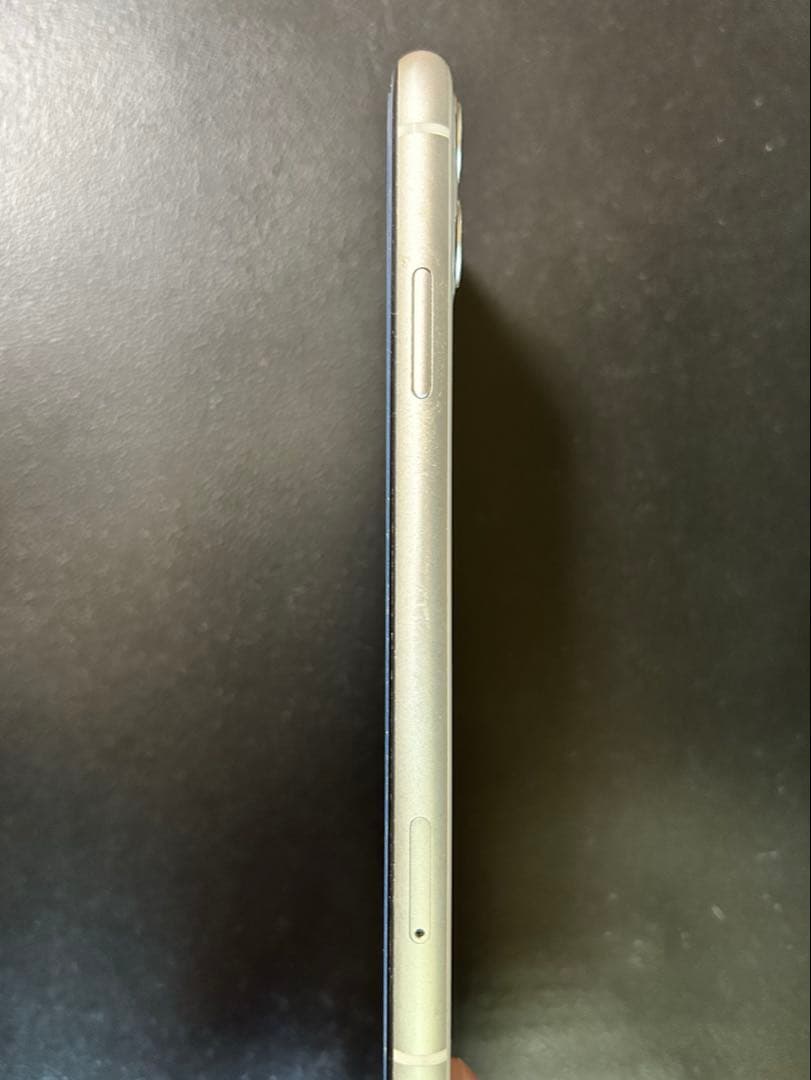 iPhone11 ホワイト 128G 本体