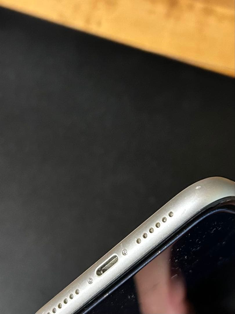 iPhone11 ホワイト 128G 本体