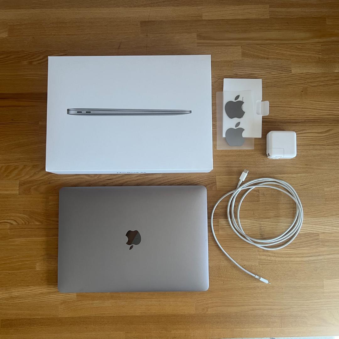 美品 13インチ MacBook Air Corei7 16GB 1TB SSD