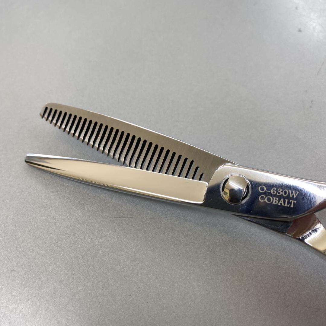 ６インチセニングシザー 4５% 新品未使用　理美容　美容師　理容師 シザー