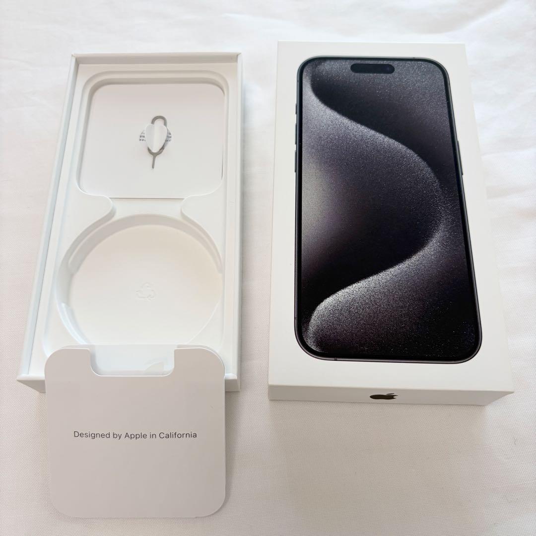美品♡iPhone15pro 256GB ブラックチタニウム　SIMフリー