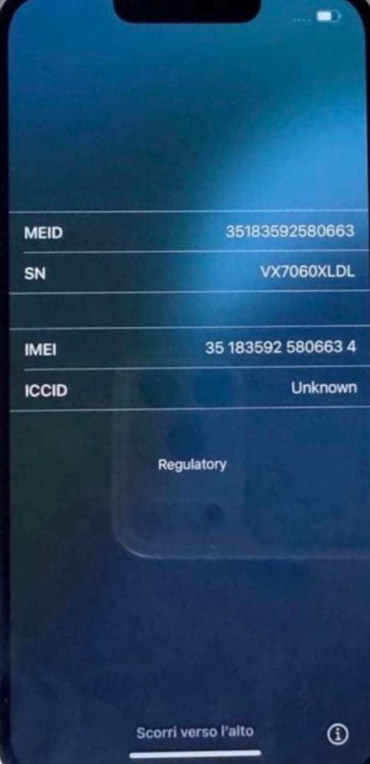 り*う様 【年内削除】iPhone13 ホワイト 付属品完備