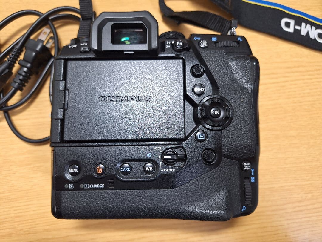 OLYMPUS　OM-D　E-M1X