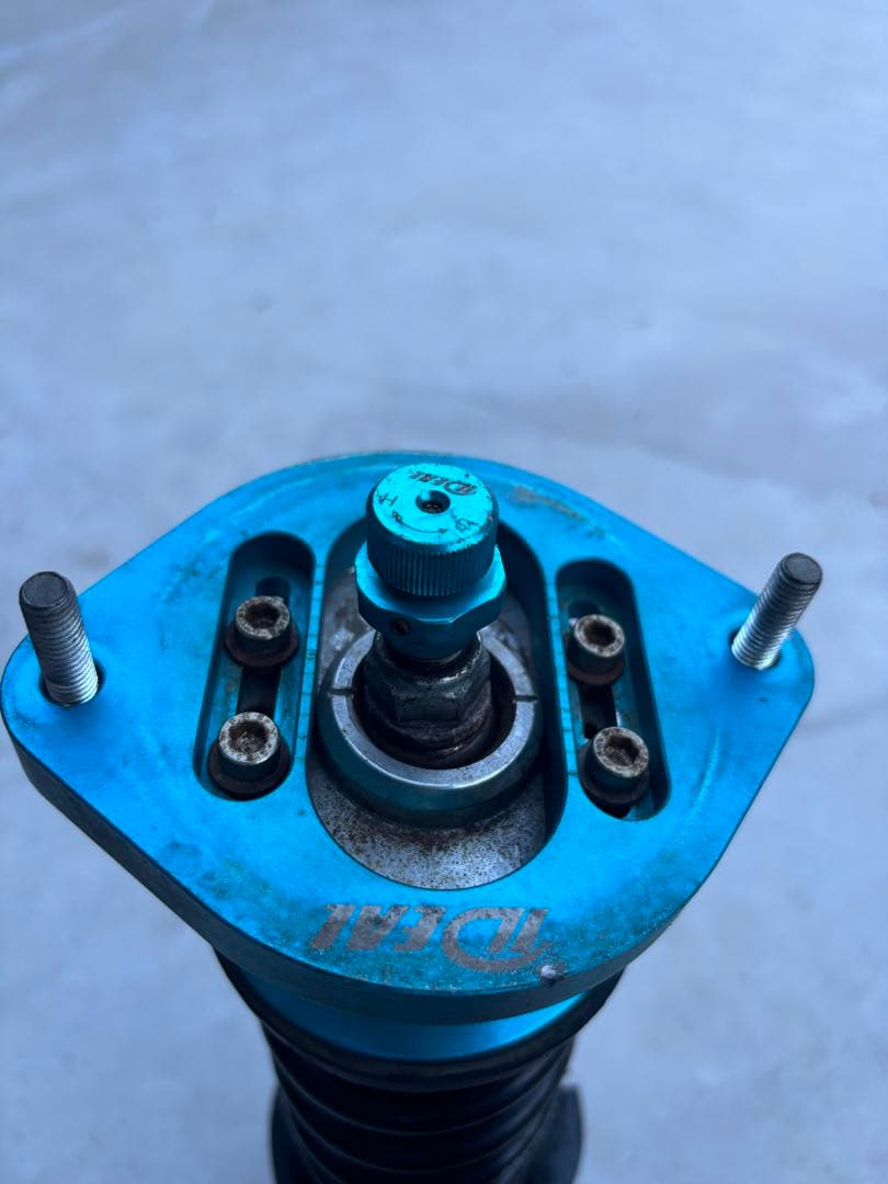 イデアル　車高調　アルトラパン　HE22S フロントのみ　ショックオイル漏れ有