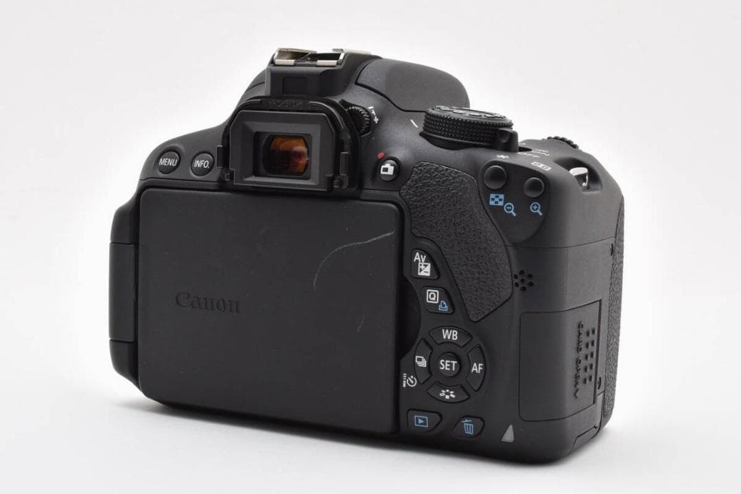 キヤノン Canon EOS Kiss X7i ダブルレンズキット