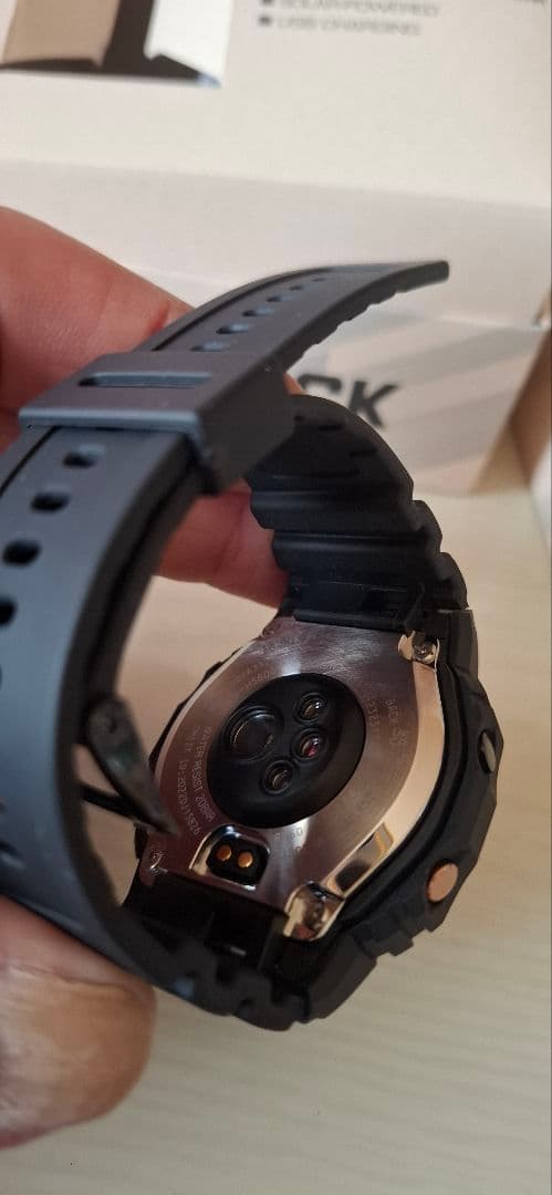 ピンクの猫CASIO G-SHOCK DW-H5600-1JR