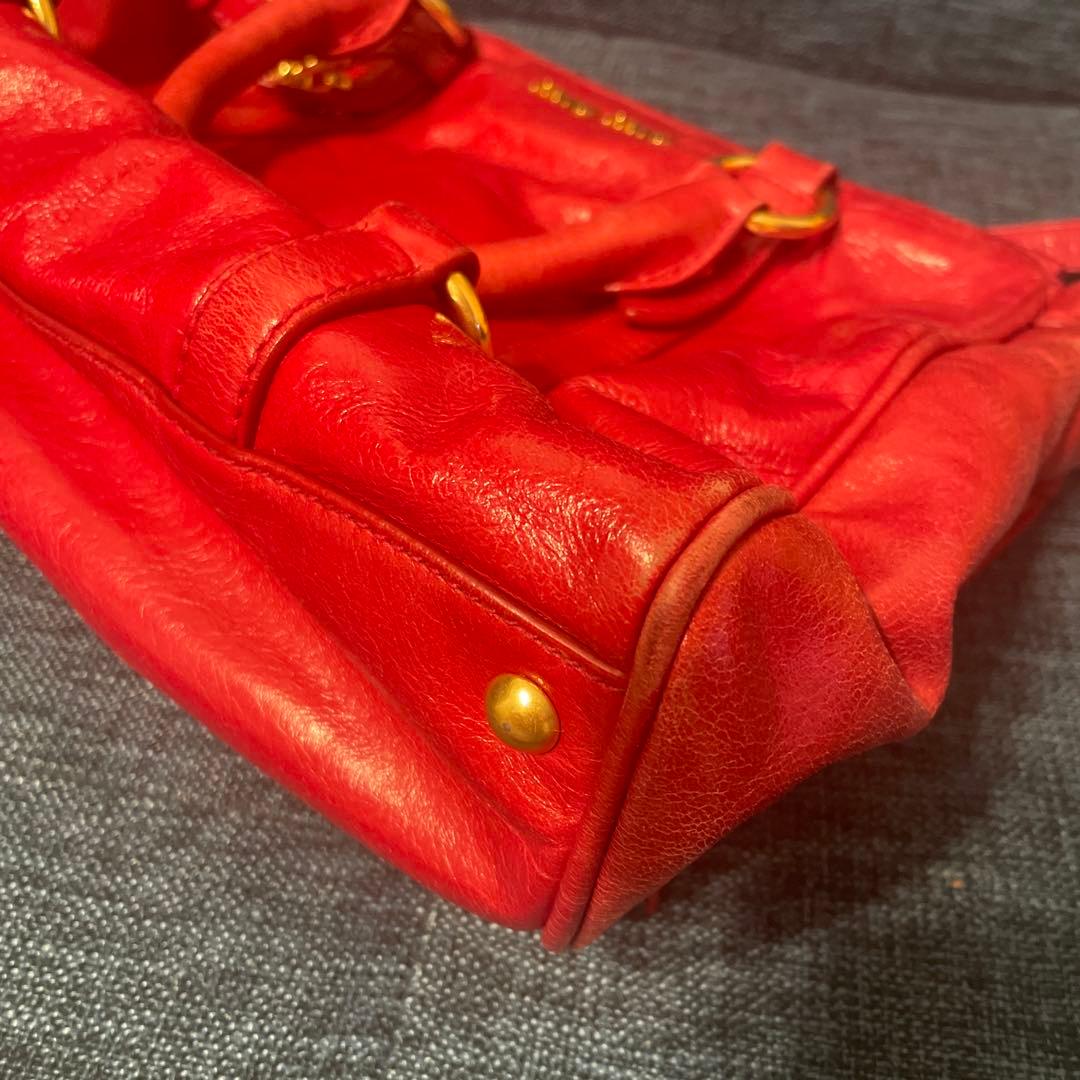 ⭐︎たか⭐︎ミュウミュウmiumiu バッグ　赤