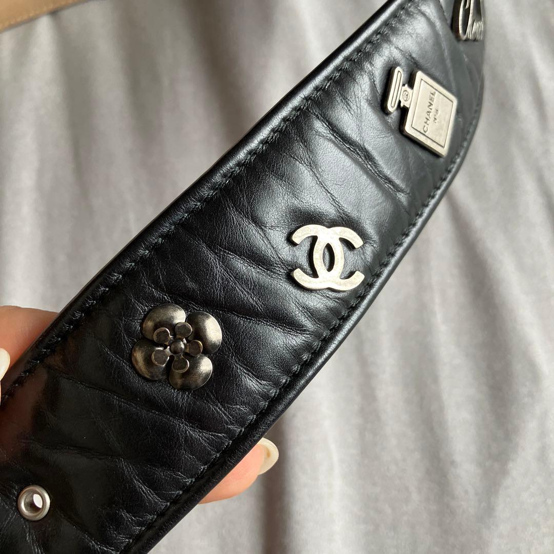 CHANEL ブラックレザー ベルト スタッズ付き　訳あり