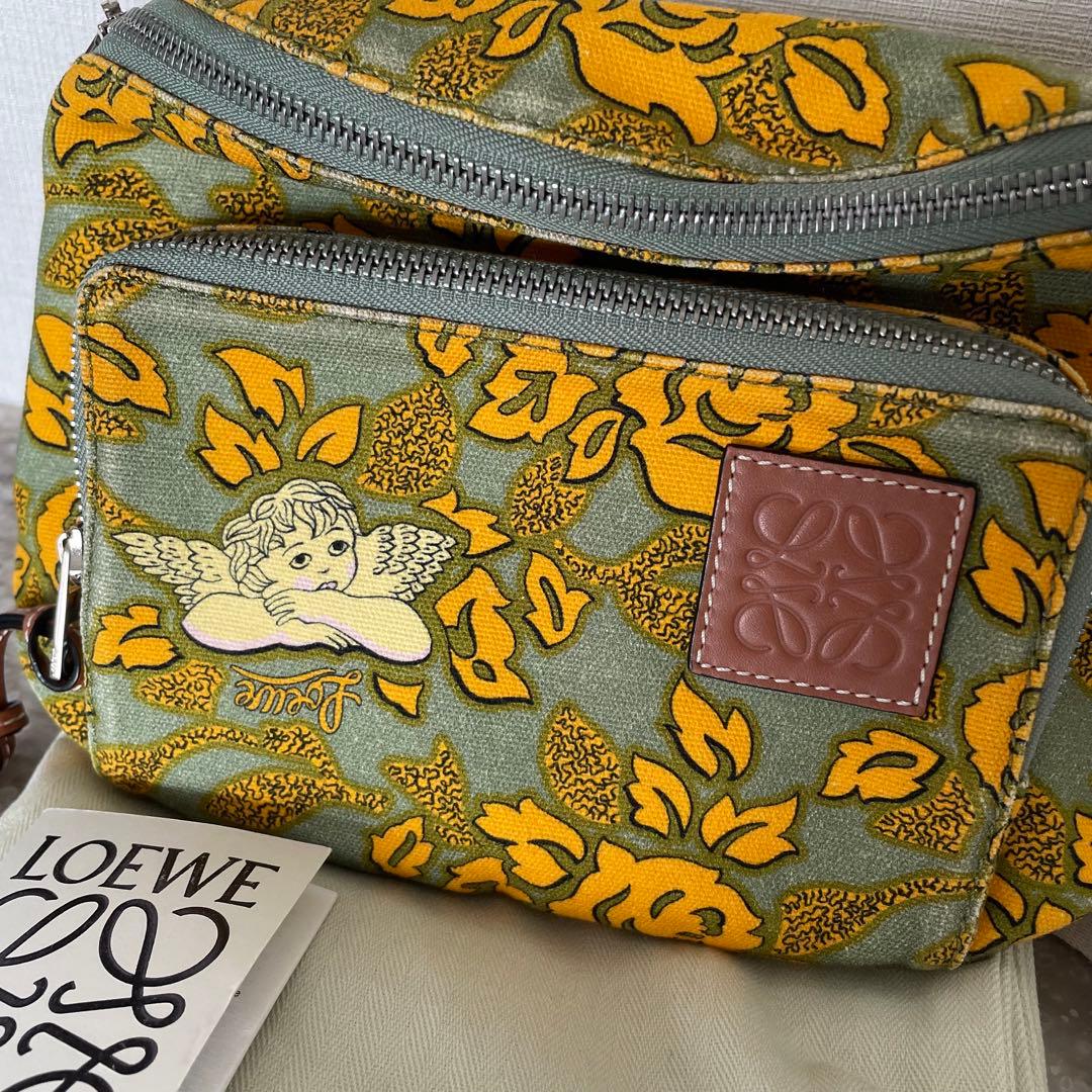 ロエベ（LOEWE）　パウラズ イビザ コレクション　ボディバッグ