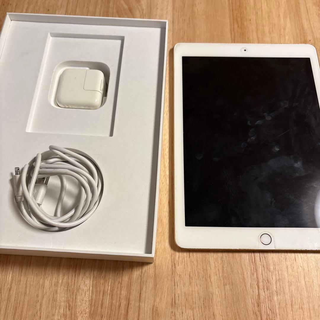 iPad (第6世代) 32GB ピンクゴールド ※電源 ボタン押せない