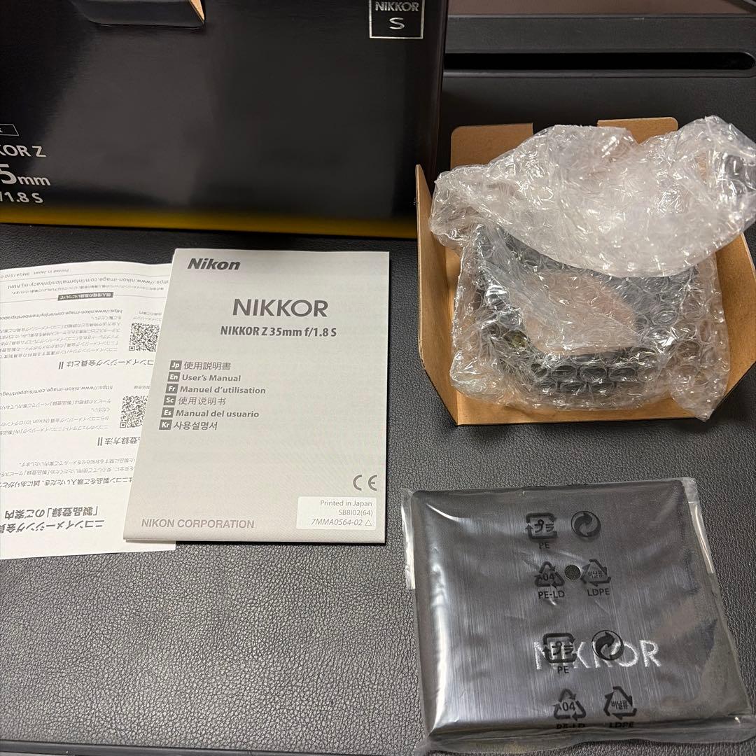 超美品　Nikon NIKKOR z 35mm f1.8 S Zマウント
