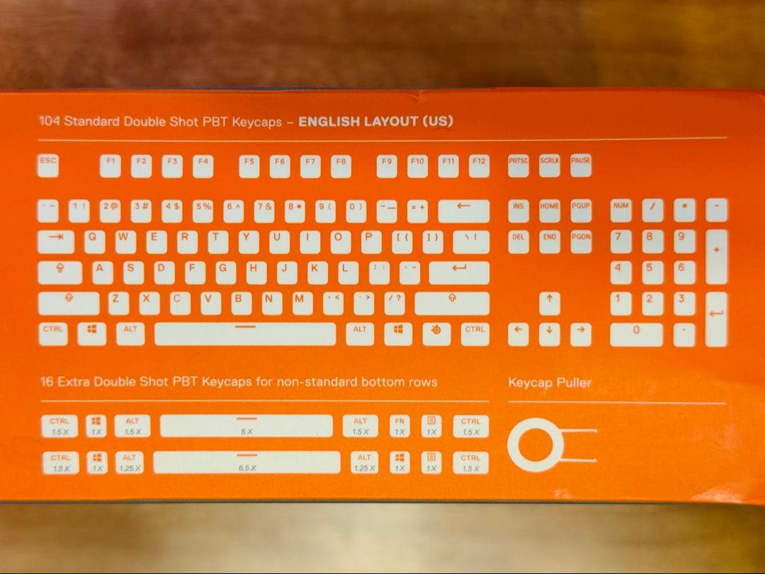 steel series APEX PRO TK(US) + 純正白キーキャップ