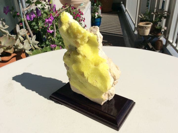 サルファー 硫黄 原石 綺麗な黄色