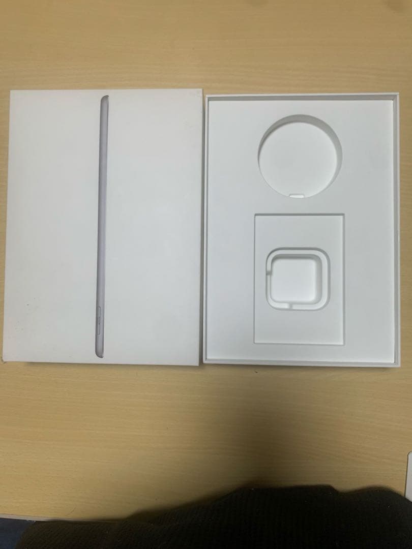 Apple iPad 第6世代 スペースグレー 本体 32G