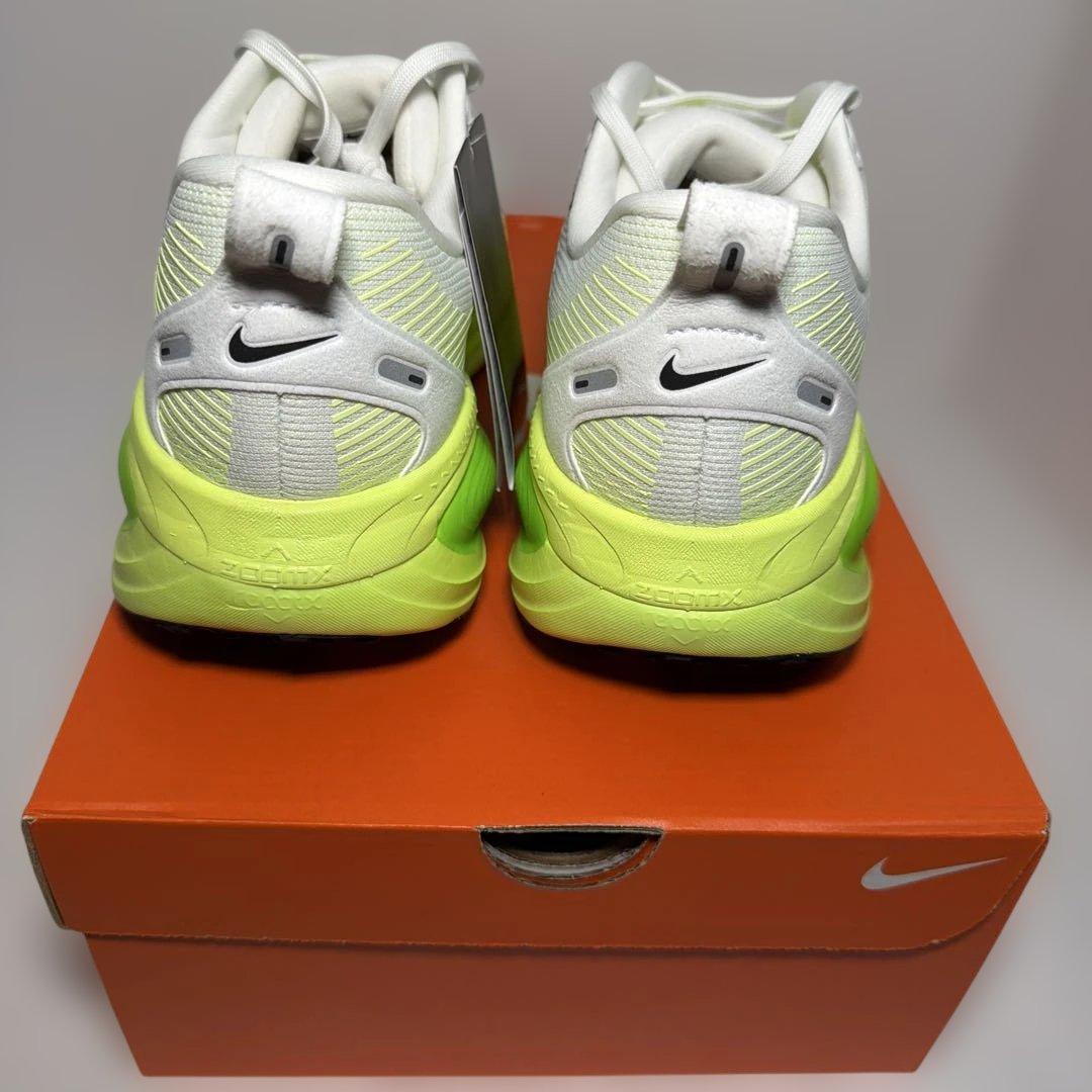 新品 W NIKE VOMERO 18 ウィメンズ ナイキ ボメロ18