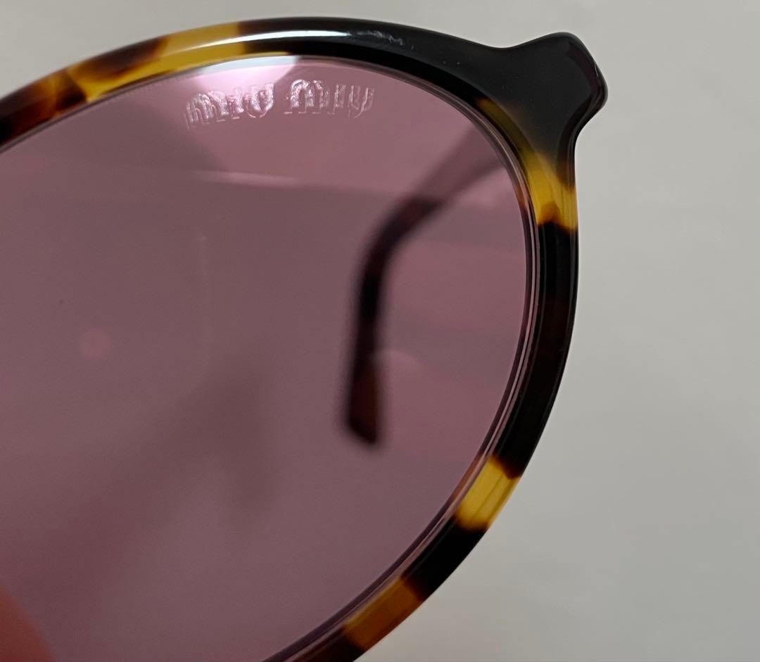 miu miu オーバル型サングラス 紫色レンズ