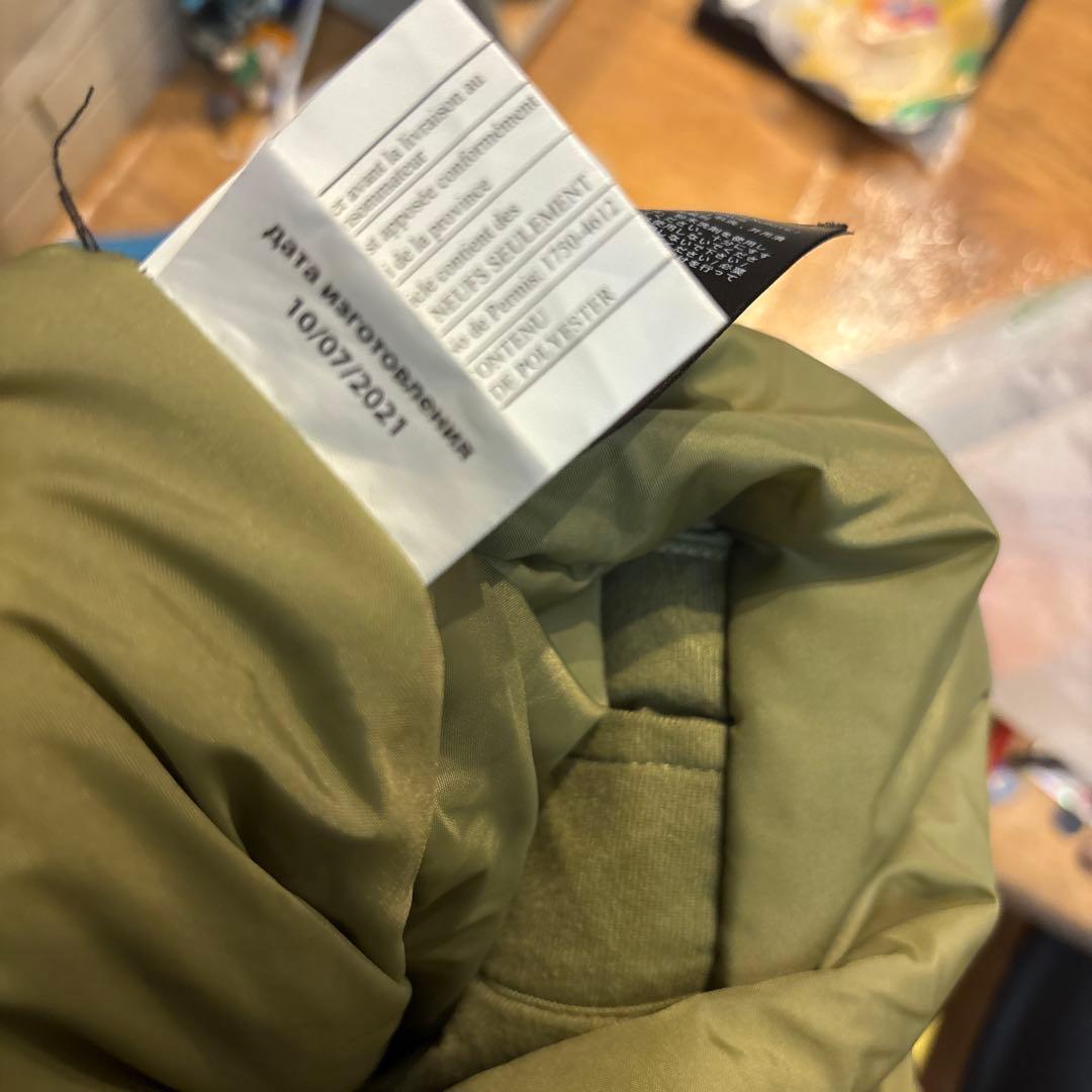 美品　Burton キッズ　ビブパンツ　Mサイズ　140