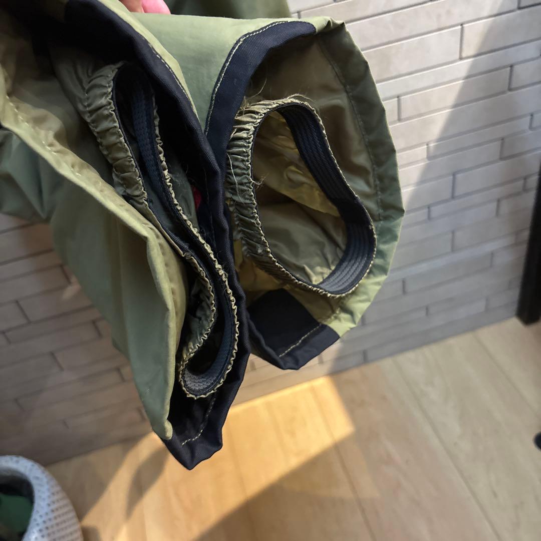 美品　Burton キッズ　ビブパンツ　Mサイズ　140