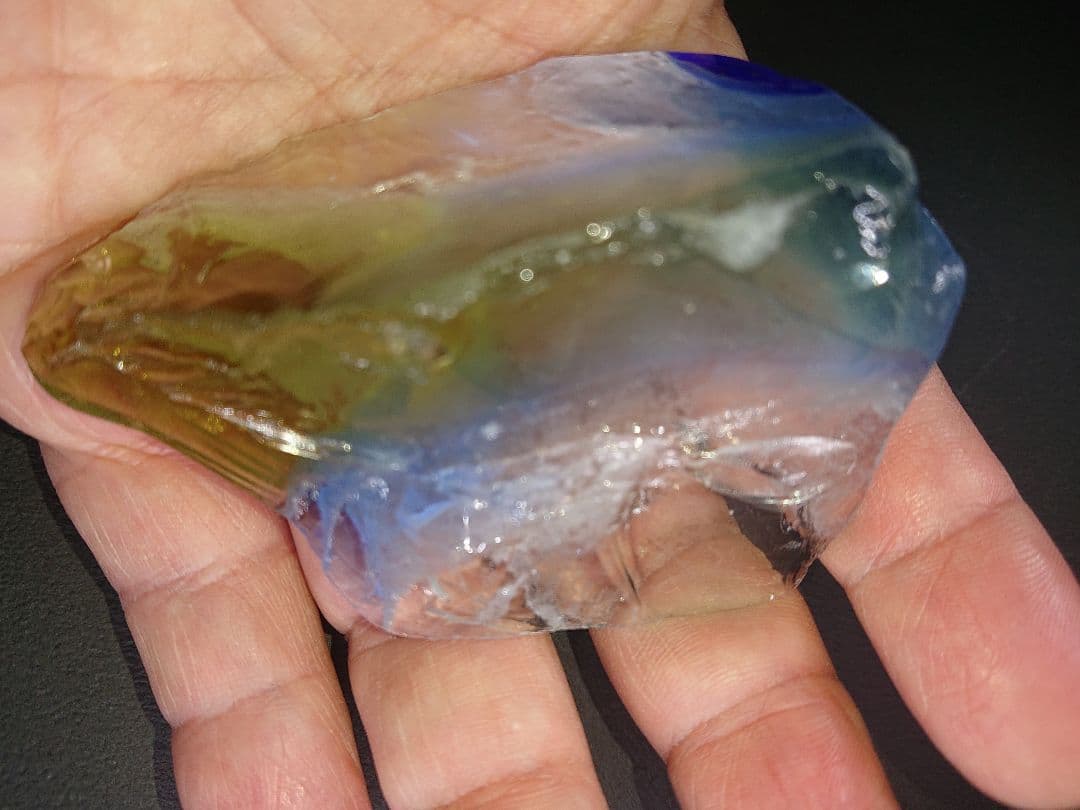 超希少■幸運の象徴■三種の神器マルチカラー・スリーカラーMIXアンダラクリスタル