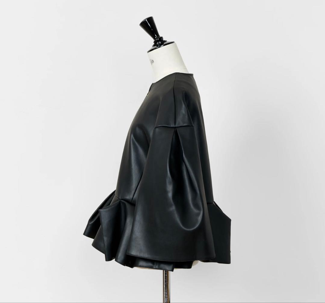 Heve【新品】Petal Form Blouson　ペプラムレザーblack