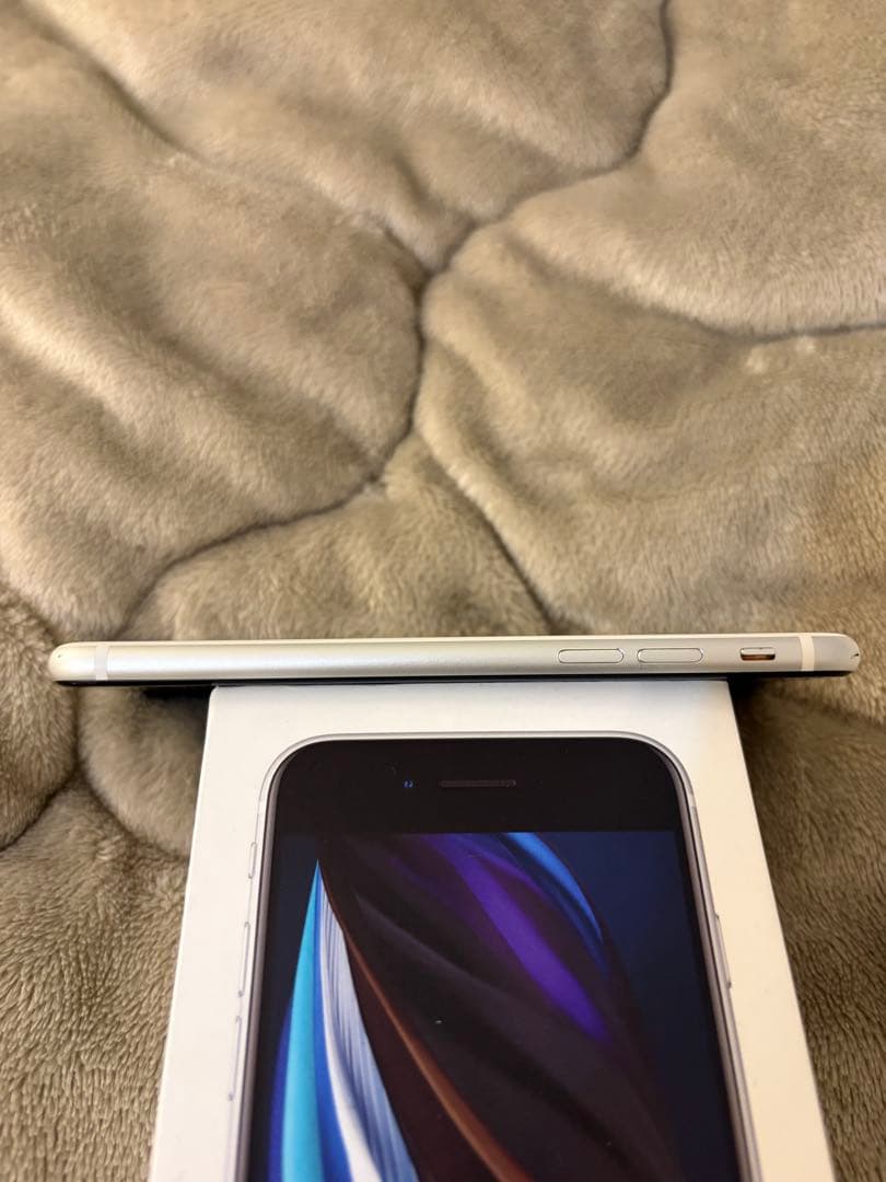 Apple iPhone SE2 SE 第二世代 128GB